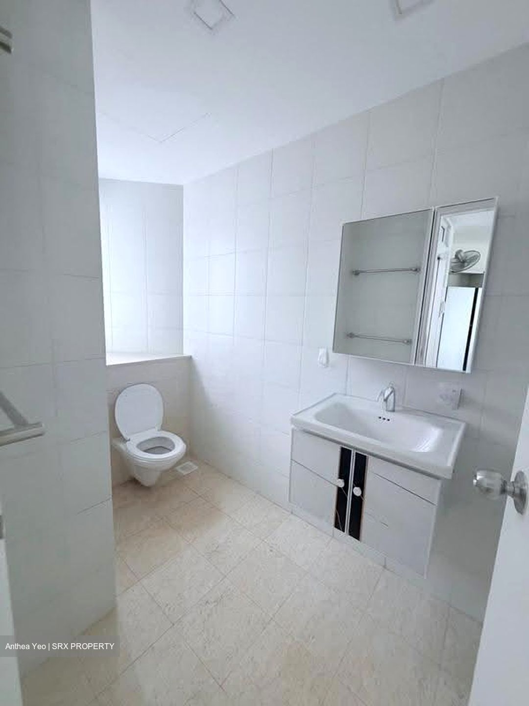 Binjai Crest (D21), Terrace #634638701